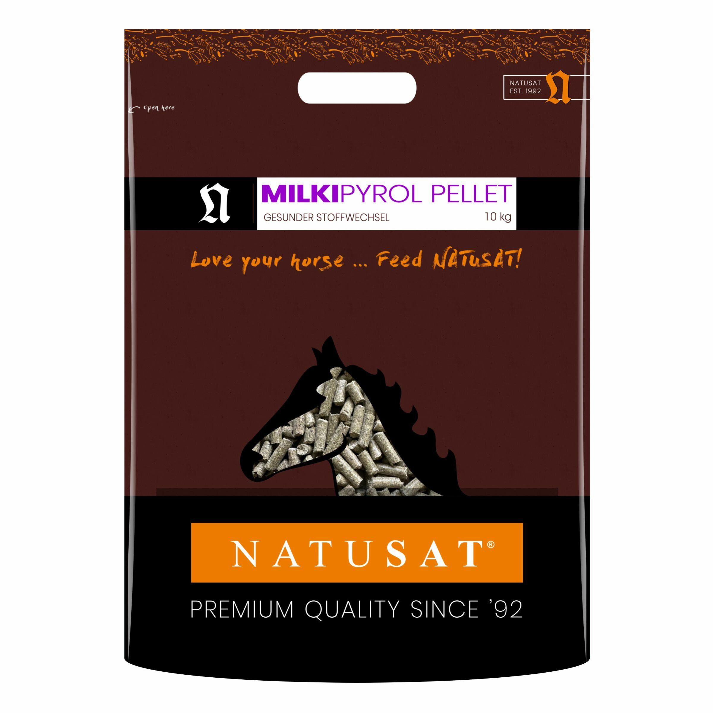 Verpackung von Natusat Milki Pyrol Pellets. Braune Tasche mit Produktnamen, Logo und Text. Enthält Pellets, 10 kg.
