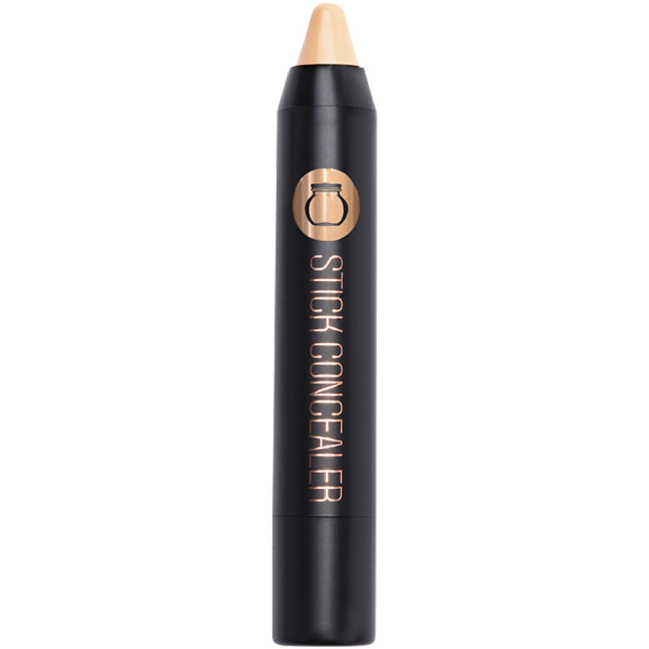 Stift-Concealer. Schwarze Hülle mit goldfarbenem Logo und Schriftzug. Spitze in Hautton.