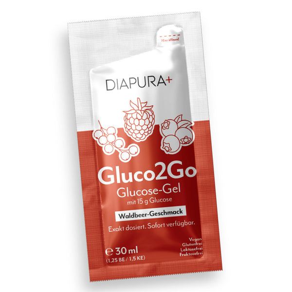 Produktverpackung von DIAPURA+ Gluco2Go Glucose-Gel. Waldbeer-Geschmack. 15 g Glucose. 30 ml. Text: Exakt dosiert. Sofort verfügbar. Vegan, glutenfrei, laktosefrei, fruktosefrei.