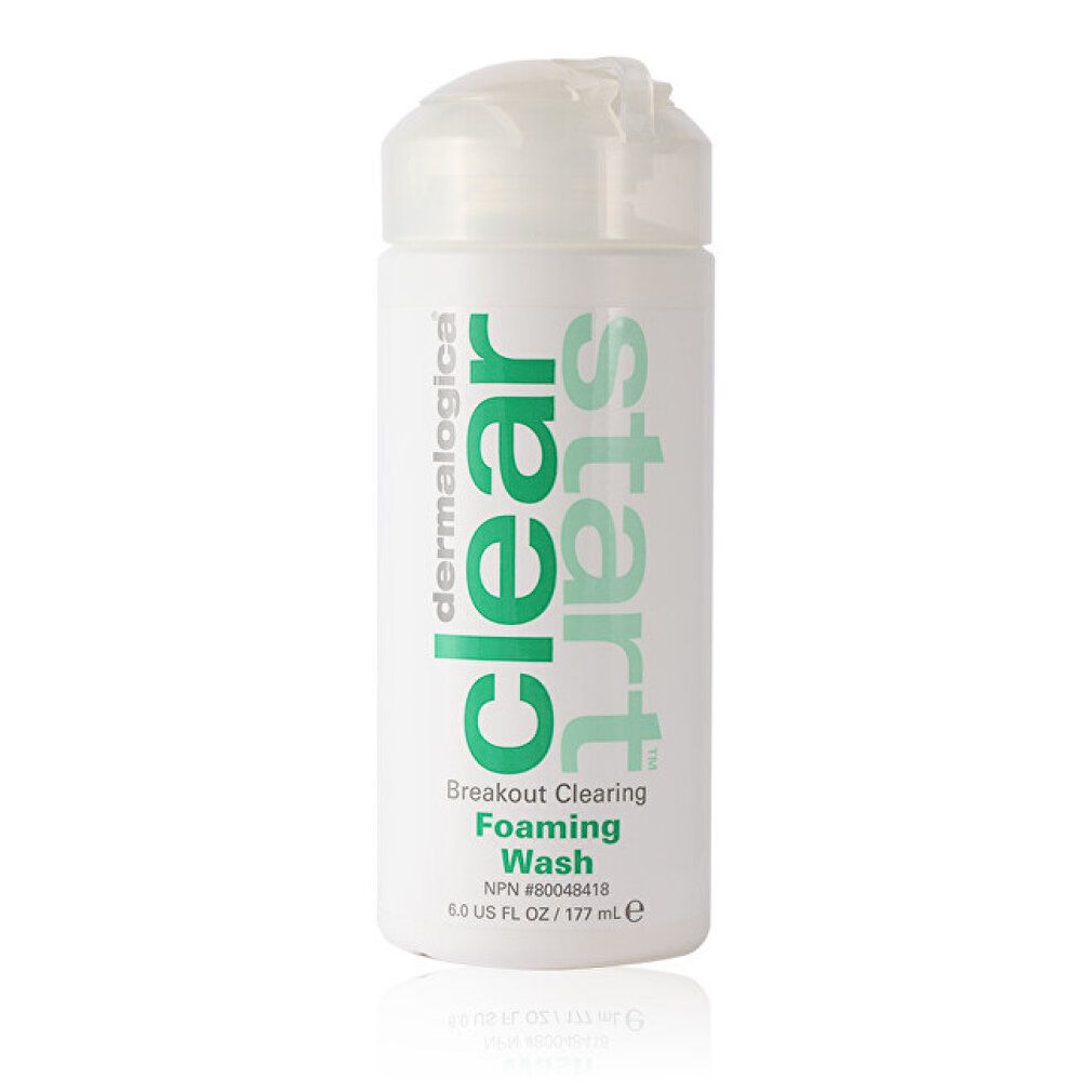 Weißer Behälter mit grünem Aufdruck. Text: clear start, Breakout Clearing Foaming Wash, Dermalogica. Transparenter Deckel.