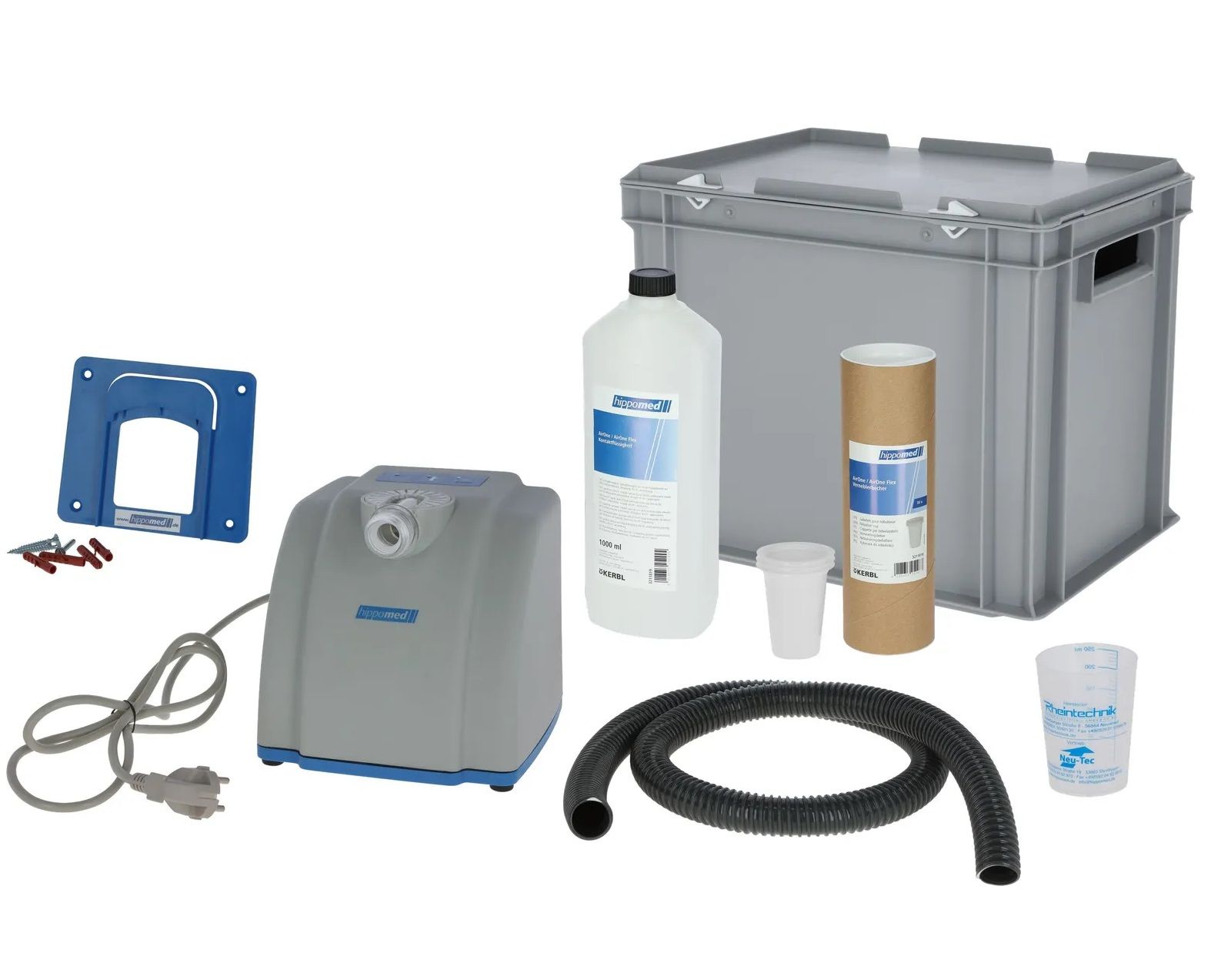 Inhalator mit Zubehör: Behälter, Flüssigkeit, Schlauch, Becher. "hippomed"-Logo.