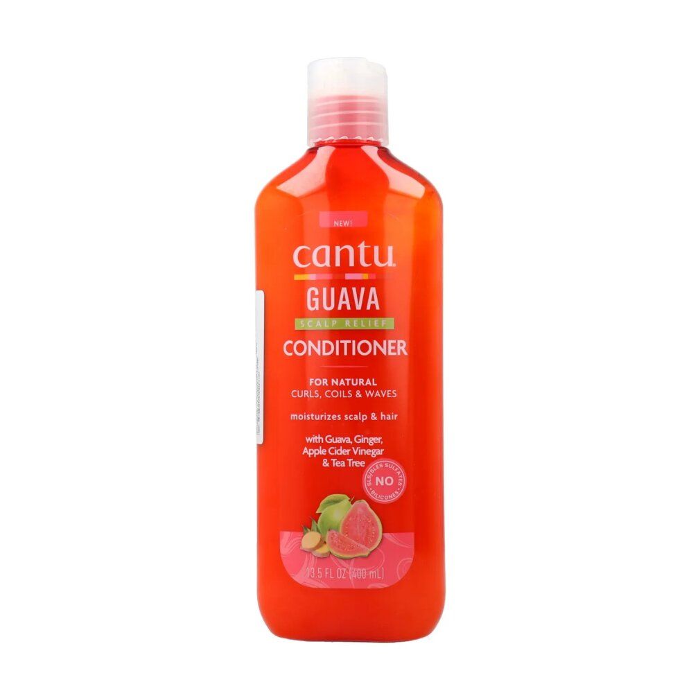 Orangefarbene Flasche mit Cantu Guava Conditioner-Etikett. Enthält Guave, Ingwer, Apfelessig und Teebaumöl. Für Locken, Wellen.