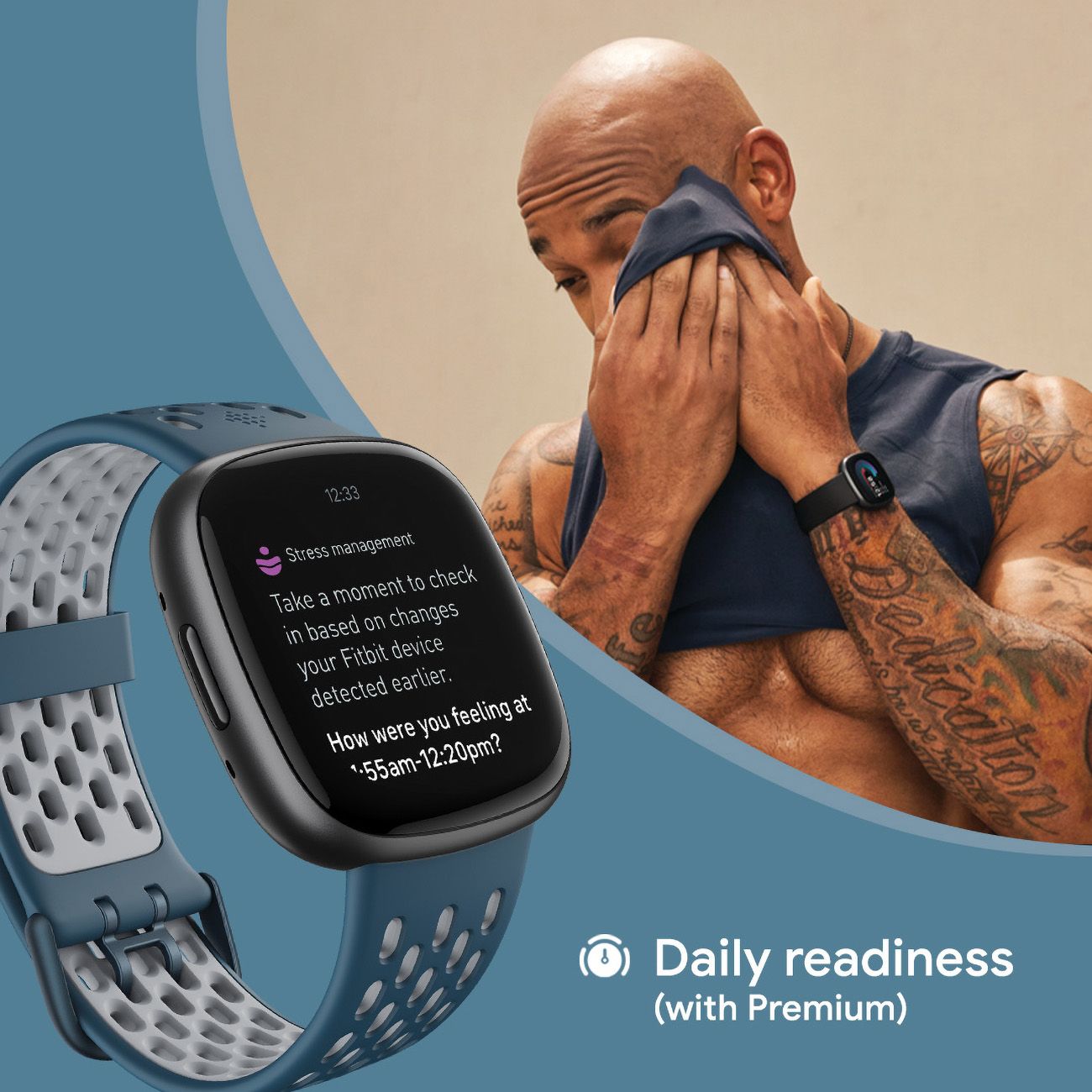Smartwatch mit blauem Armband und Display mit Stressmanagement-Informationen. Mann wischt sich Schweiß ab.