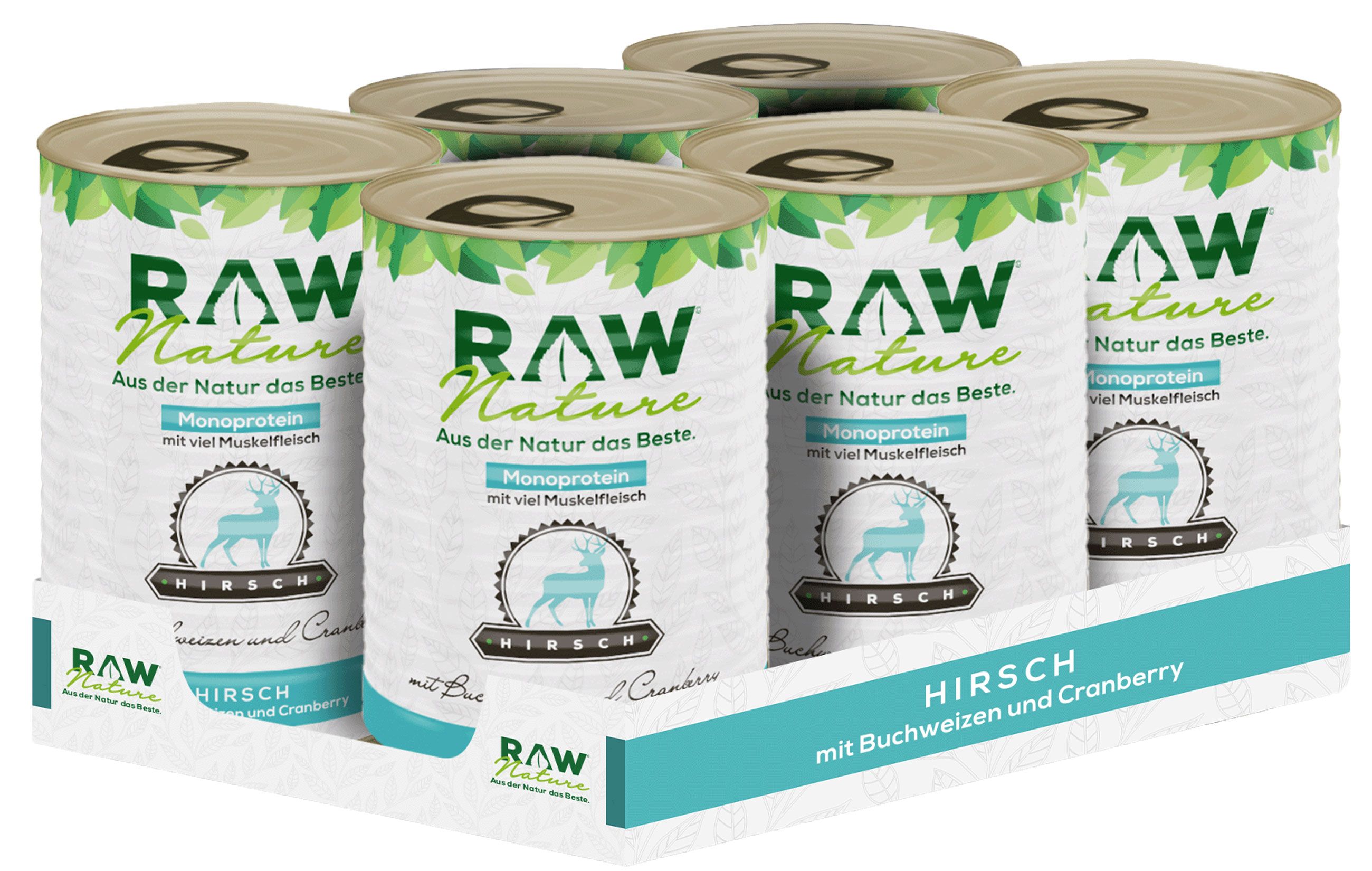 Sechs Dosen RAW Nature Nassfutter Hirsch mit Möhren & Amaranth in einer Verpackung. Aufschrift: RAW Nature, Hirsch mit Buchweizen und Cranberry.
