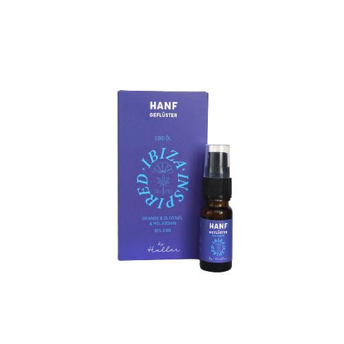 Braune Glasflasche mit Sprühkopf und lila Etikett neben lila Schachtel. Text: HANF, CBD, Ibiza Spirit, 10% CBD. Von Haller.
