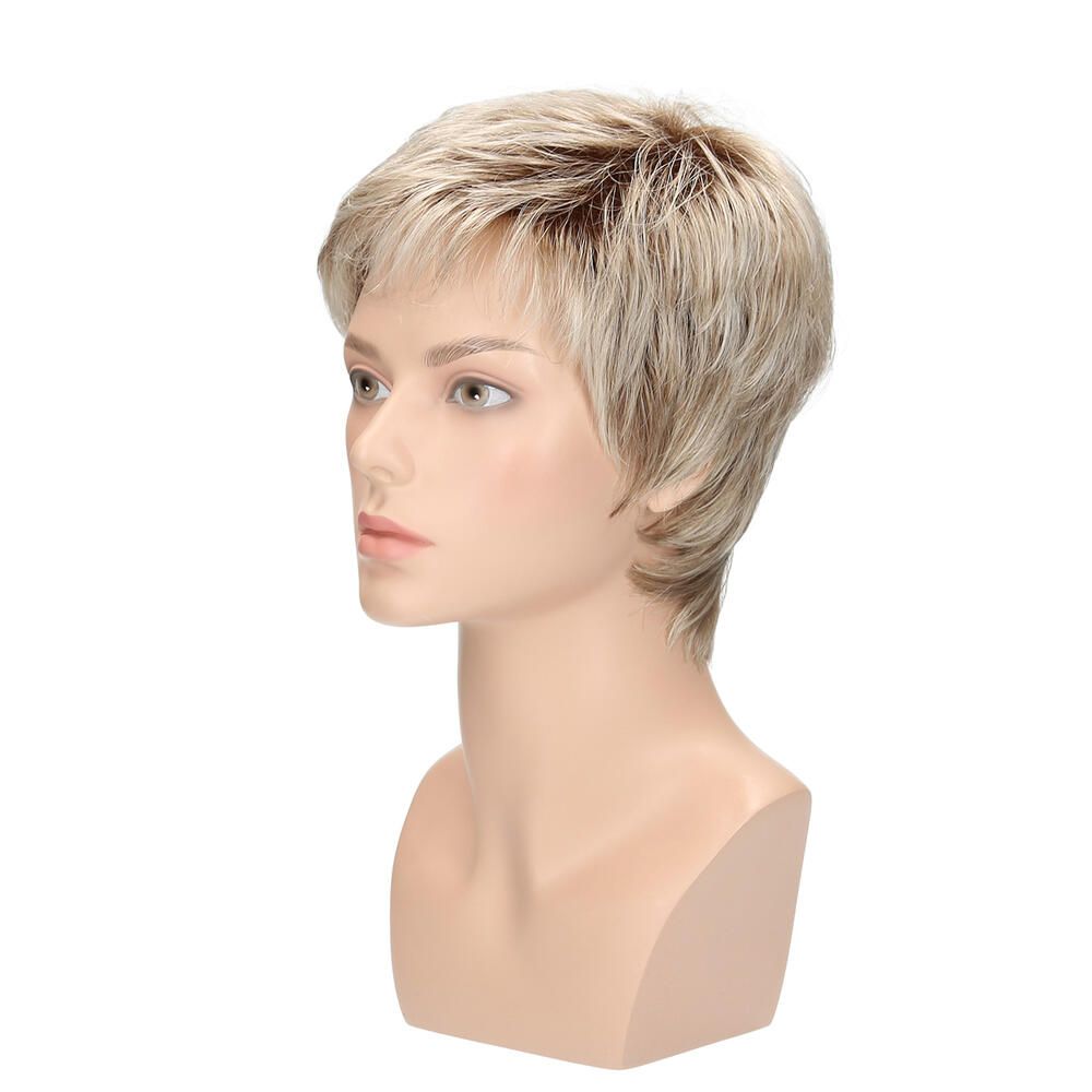 Perücke Sam von trendhair. Kurzer, blond-aschfarbener Haarschnitt. Seitenansicht auf einer Schaufensterpuppe.