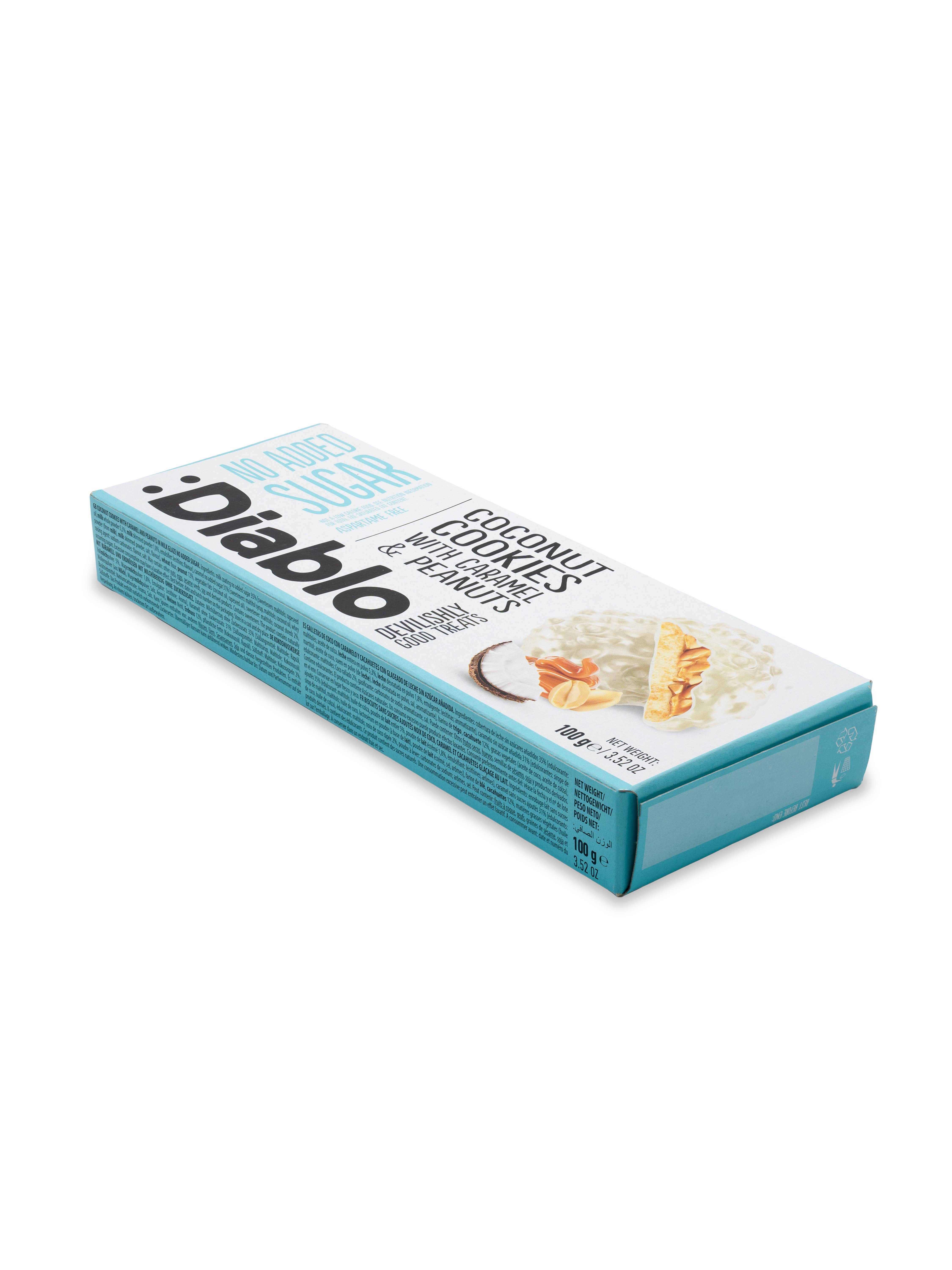 Schräg liegende Verpackung von Diablo Kokos-Cookies mit Karamell & Erdnüssen. Aufschrift: "No Added Sugar".