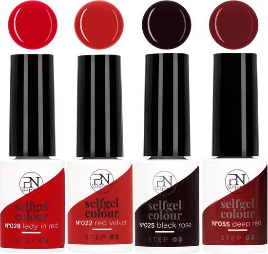 Vier Nagellackflaschen mit schwarzen Kappen und Farbmustern. Aufschrift: selfgel colour, Step 03. Farben: Lady in red, Red Velvet, Black Rose, Deep Red.