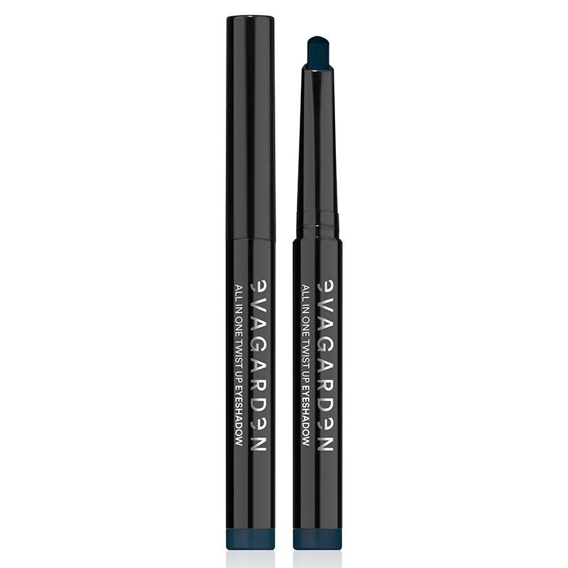 Zwei schwarze Stifte mit dunkelblauem Lidschatten. Aufschrift: Eva Garden All in One Twist Up Eyeshadow.