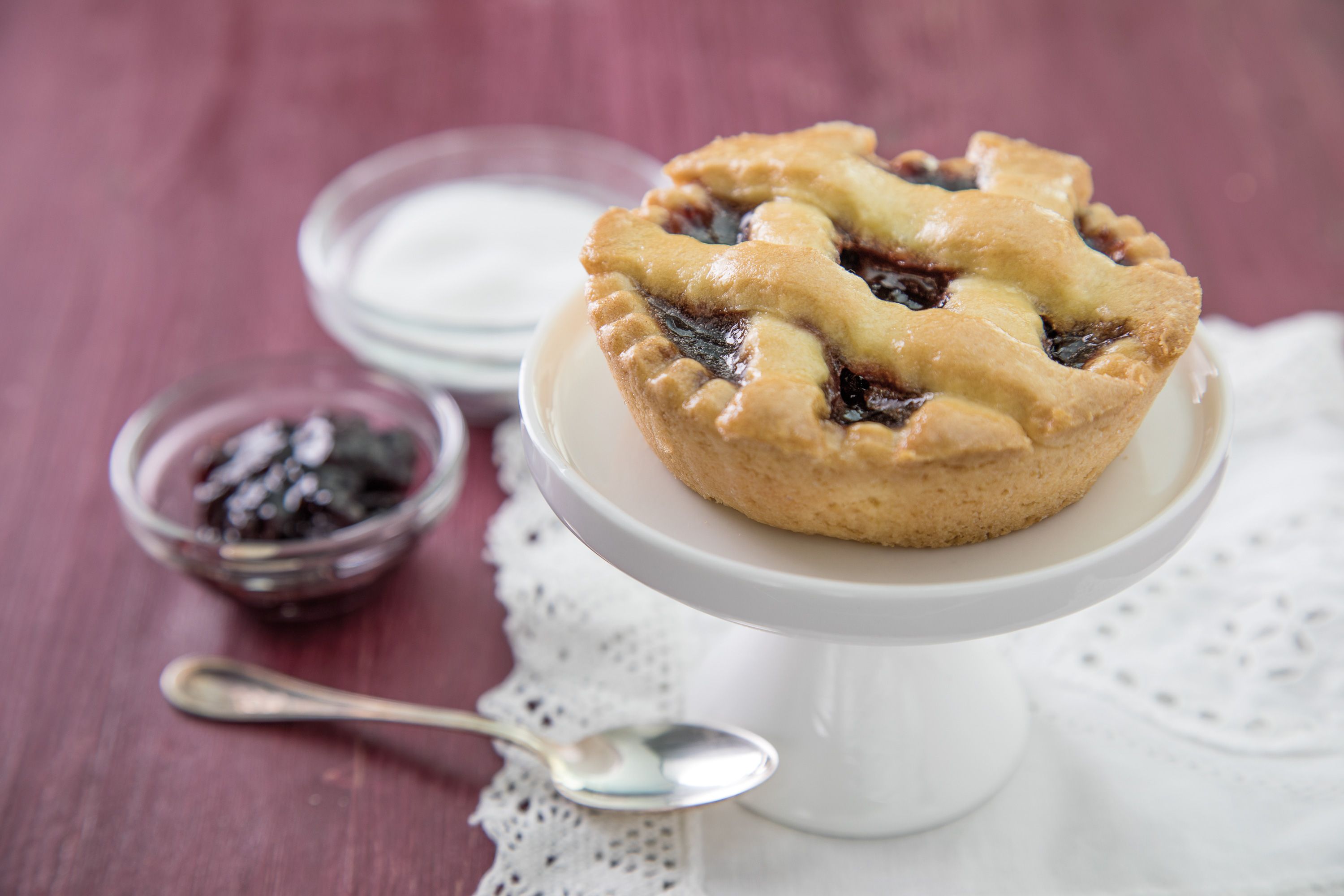 Crostatina Senza Glutine con Marmellata di Visciole - Napoleoni