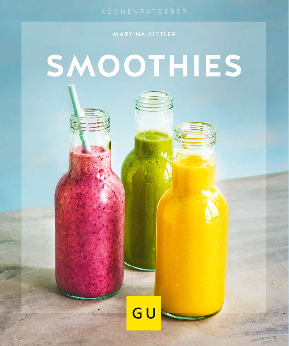 Buchcover mit dem Titel SMOOTHIES. Drei Flaschen mit Smoothies in Rot, Grün und Gelb. GU-Logo.