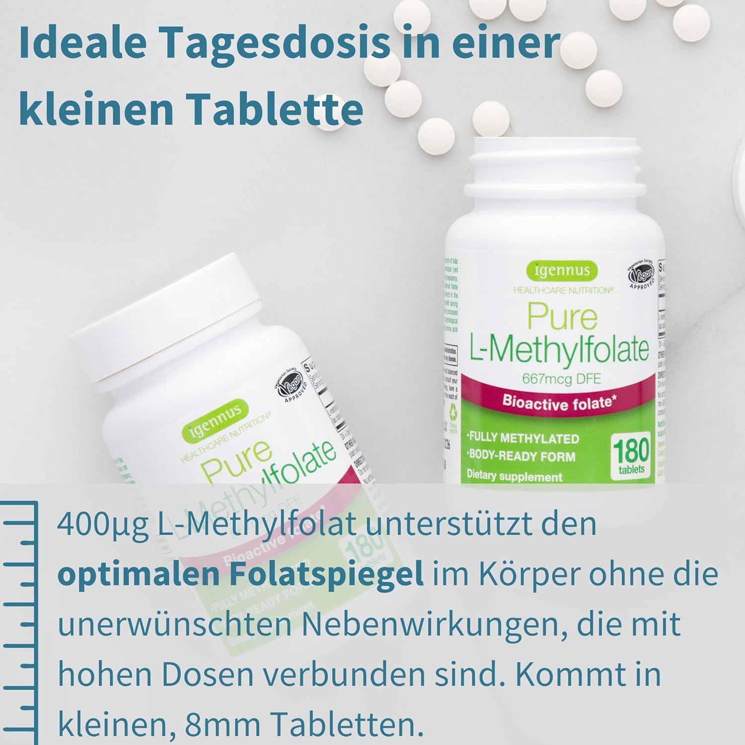 Due flaconi bianchi di "Pure L-Methylfolate" di Igennus. I flaconi riportano "Folato bioattivo" e "180 compresse". Il testo descrive la dose giornaliera ideale in una piccola compressa da 400µg di L-metilfolato e 8mm.