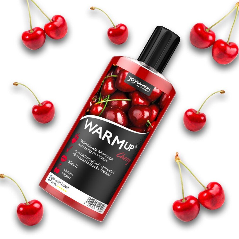 Flasche mit roter Flüssigkeit, schwarzem Deckel. Kirschen umgeben die Flasche. Aufschrift: WARMUP, Cherry.