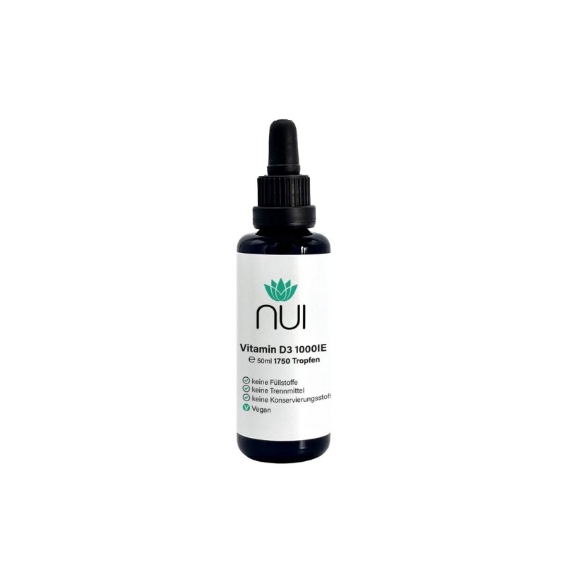 Braune Flasche mit schwarzem Deckel und Pipette. Aufschrift: NUI Vitamin D3 1.000IE. 50ml 1750 Tropfen.