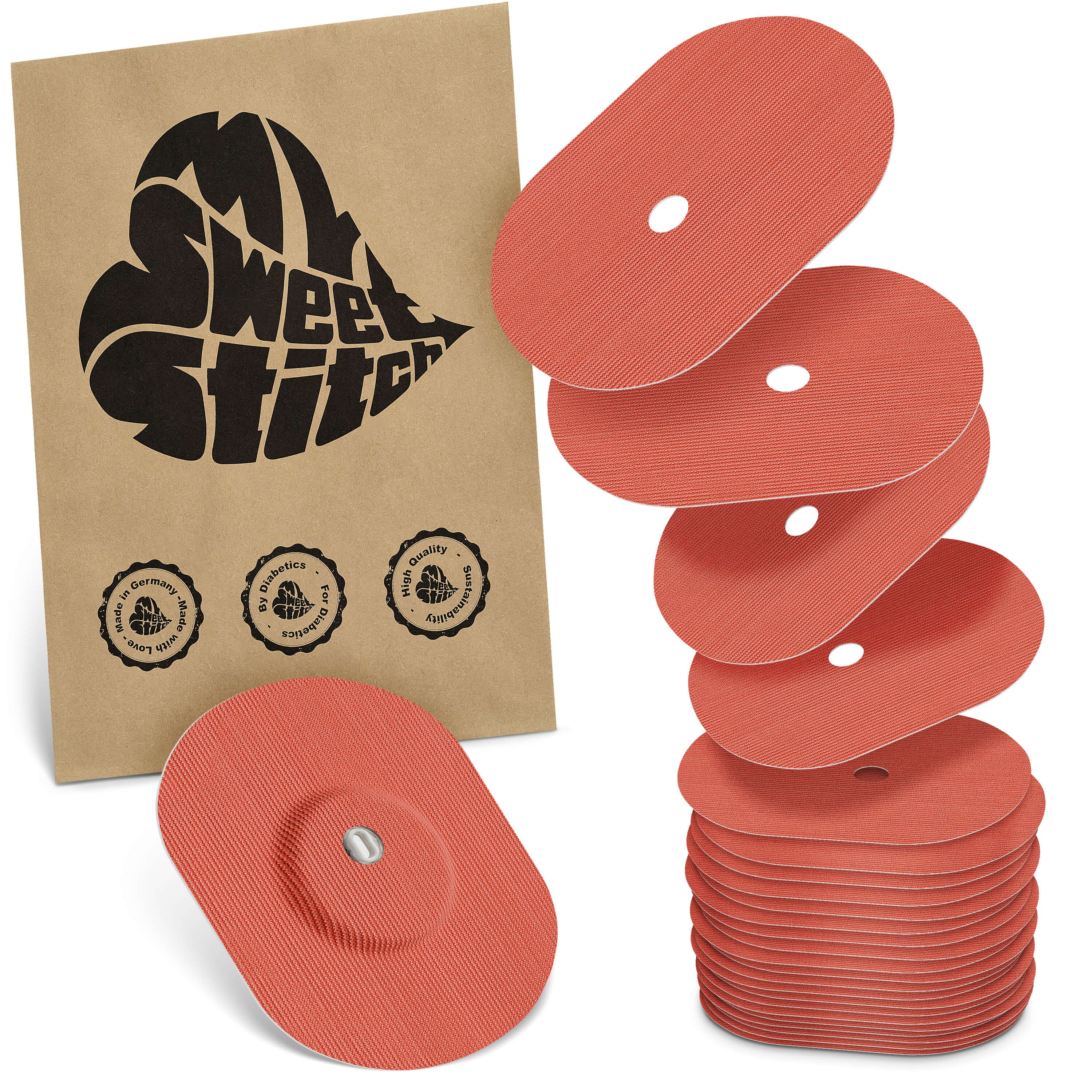 Ovale Pflaster mit Loch, in verschiedenen Stapeln und auf einer Verpackung. Auf der Verpackung steht "MySweetStitch".