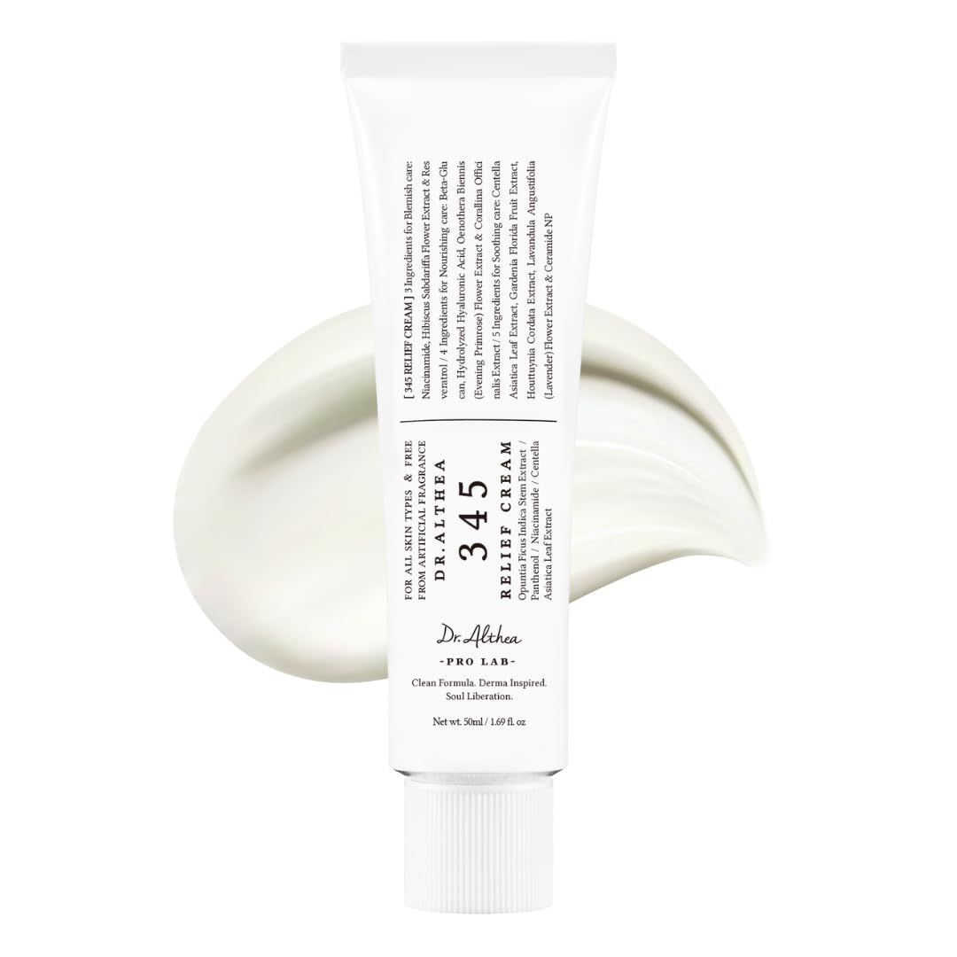 Weiße Tube mit Aufschrift "345 Relief Cream" und Produktprobe. Marke: Dr. Althea. Text: "For all skin types & free from artificial fragrance".
