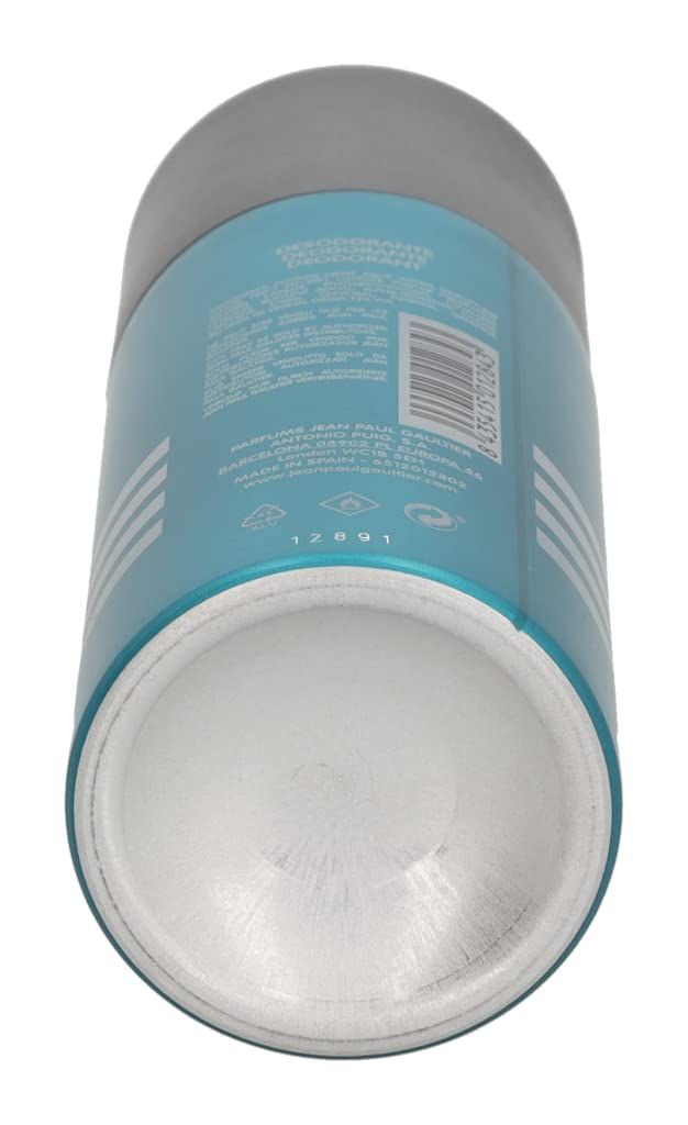 Deodorant-Sprühflasche, Unteransicht. Türkis mit silbernem Deckel. Text: DEODORANTE, PARFUMS JEAN PAUL GAULTIER.