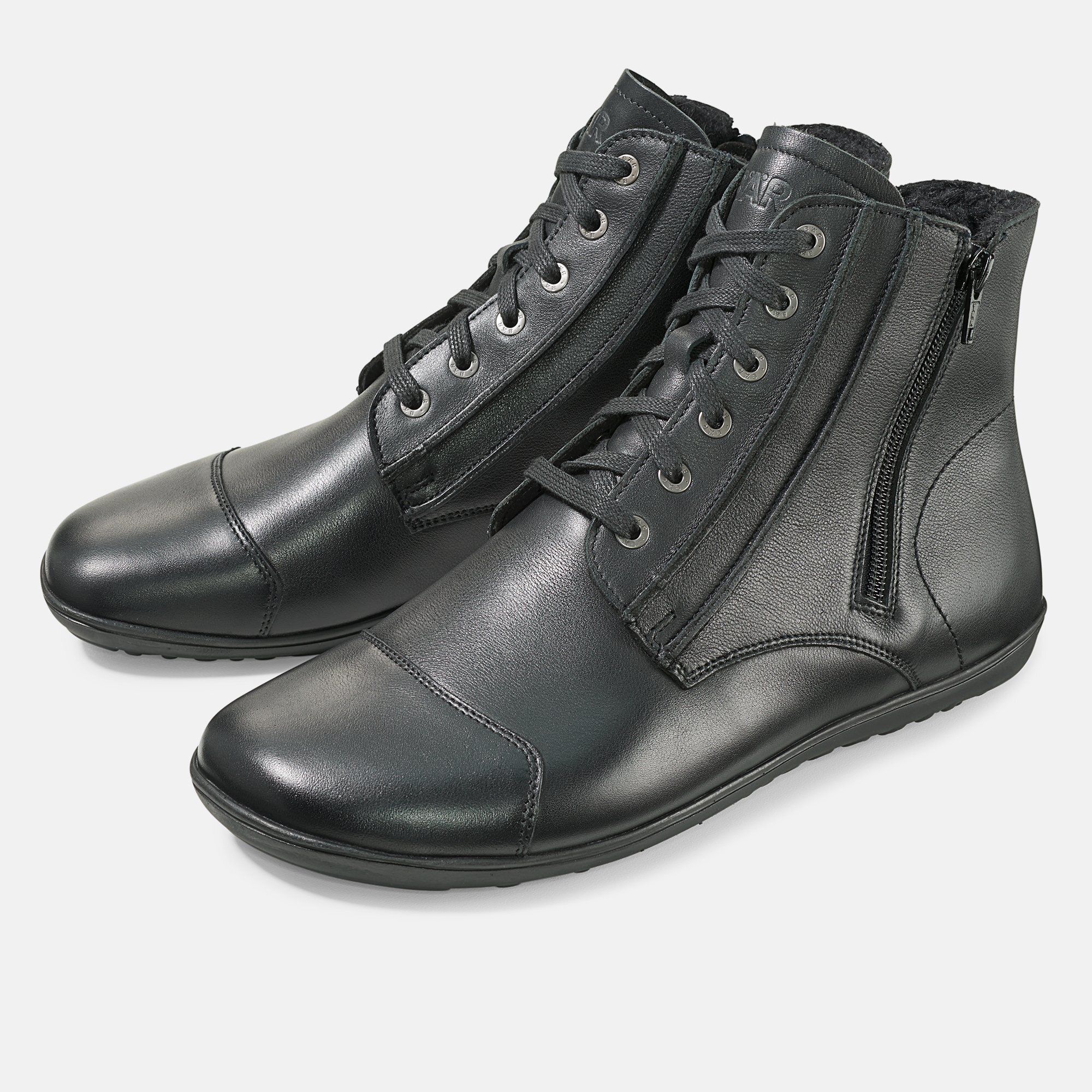 Schwarze Leder-Stiefeletten für Herren, Seitenansicht mit Schnürung und Reißverschluss.