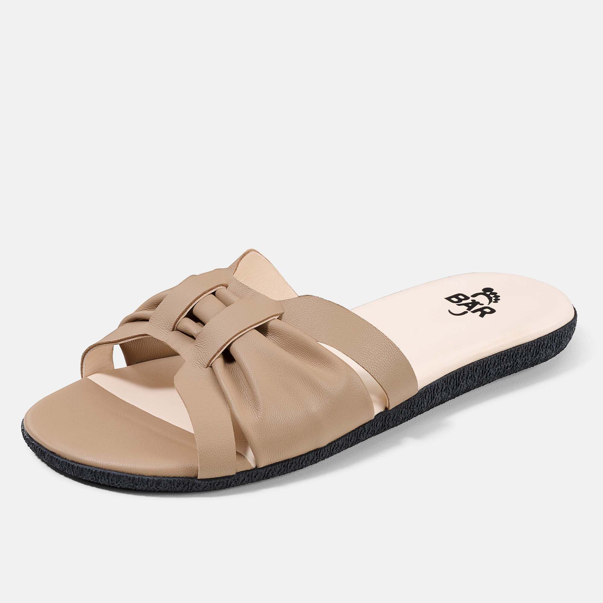 BÄR Tiana Damen Pantolette, beige, breite Passform, von vorne gezeigt.