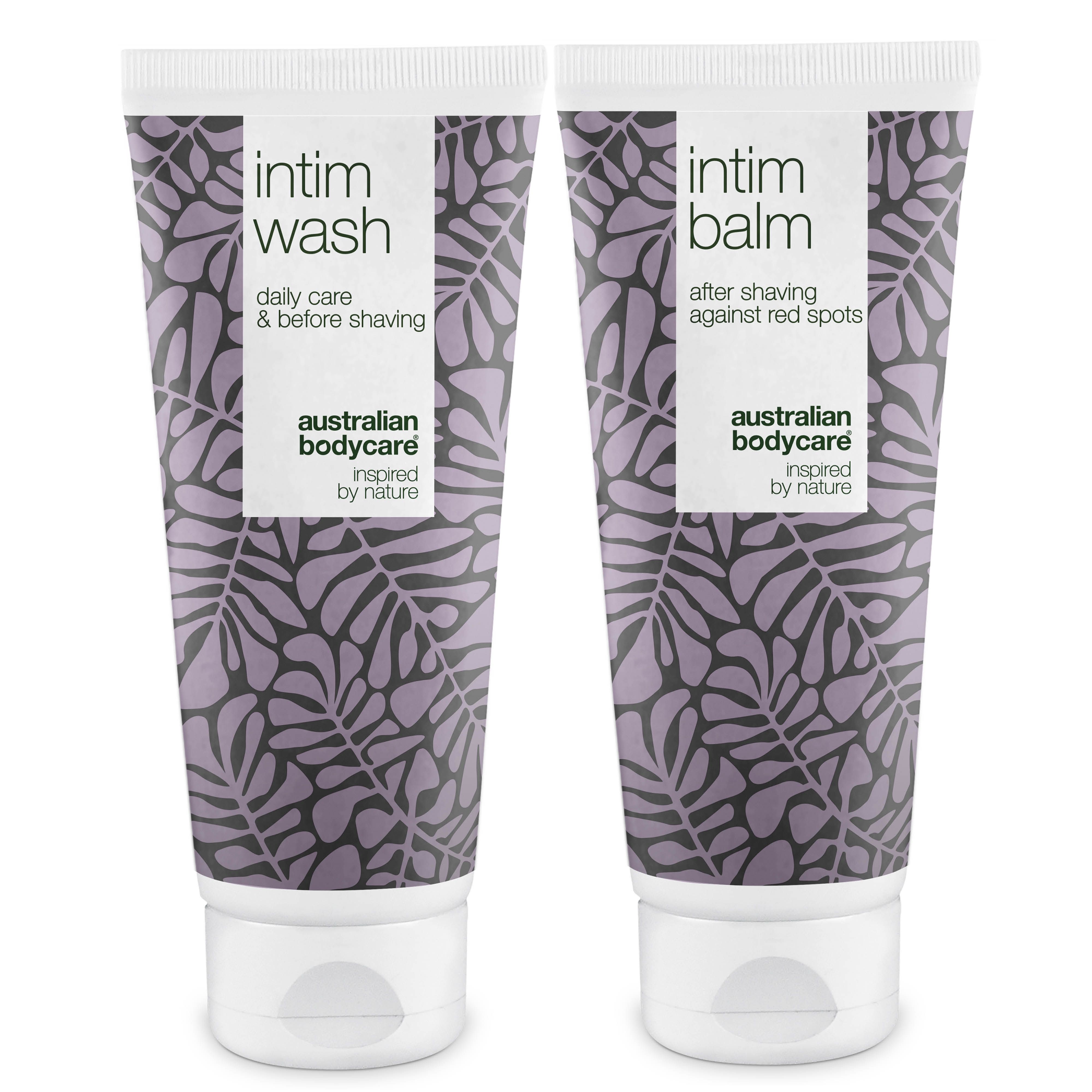 Zwei Tuben Intimwaschgel und Balsam. Weißer Deckel, lila Muster, Text: Australian Bodycare.