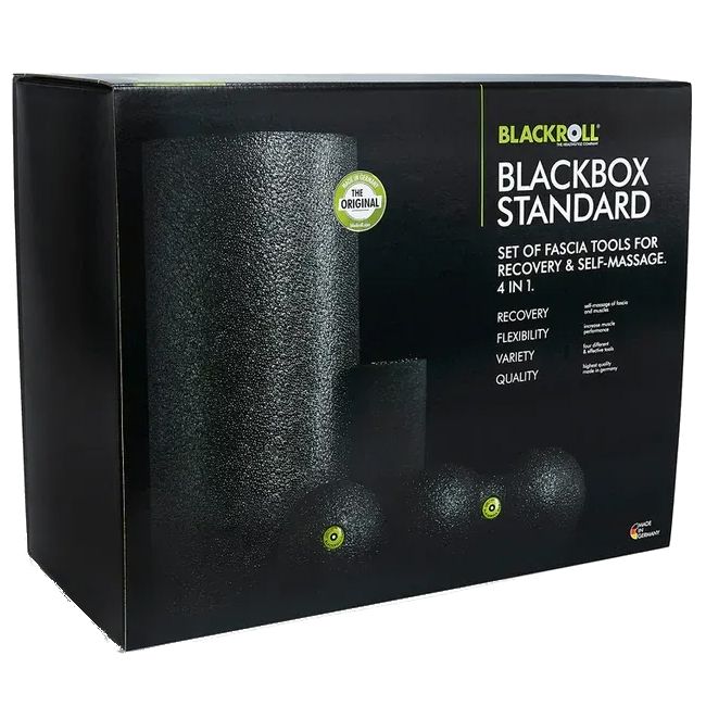 Schwarze Box mit dem Aufdruck "BLACKROLL BLACKBOX STANDARD". Enthält Rollen und Bälle für Faszien.