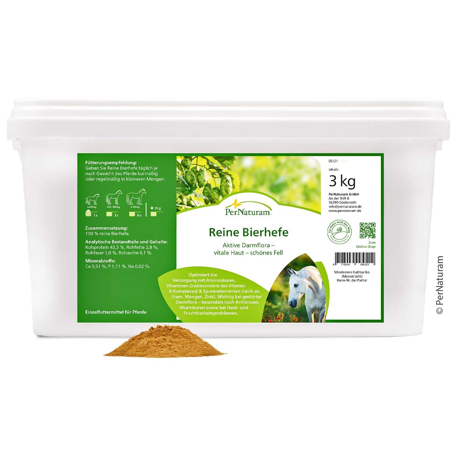 Weißer Behälter mit Aufschrift Reine Bierhefe. 3 kg. PerNaturam-Logo. Kleiner Haufen Pulver.
