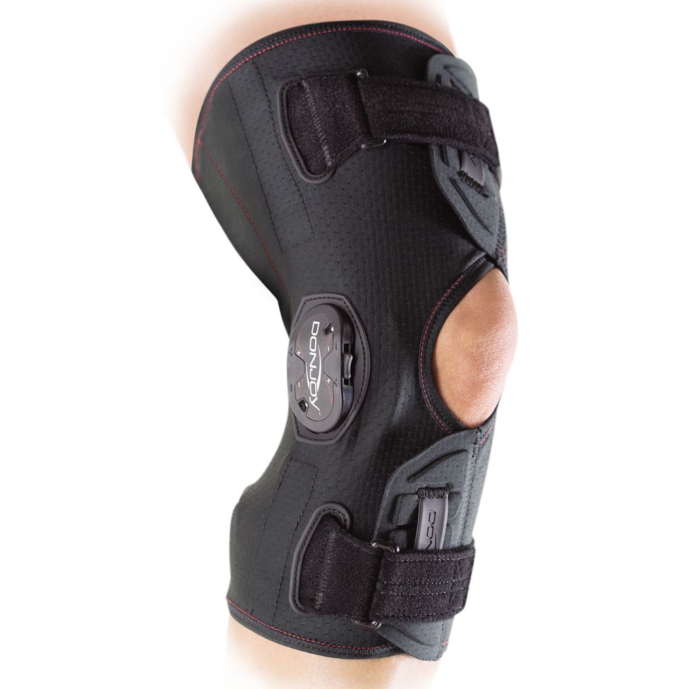 DONJOY Clima-Flex OA Knieorthese mit Klettverschlüssen und seitlichen Gelenken.