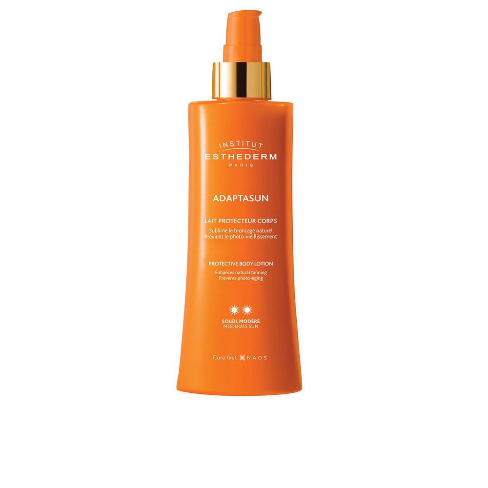 Orangefarbene Flasche mit Pumpe. Text: Institut Esthederm Paris, Adaptasun, Lait Protecteur Corps, Protective Body Lotion.