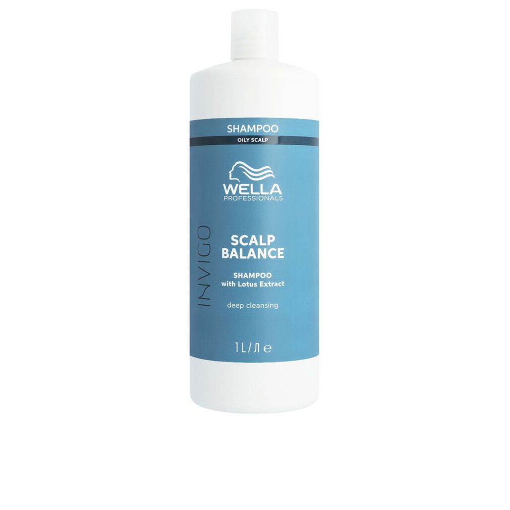 Weiße Flasche mit blauem Etikett. Text: INVIGO, SCALP BALANCE, Shampoo with Lotus Extract, 1L.