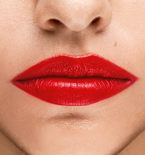 Rote Lippen, Nahaufnahme. Die Lippen sind mit rotem Lippenstift bemalt.