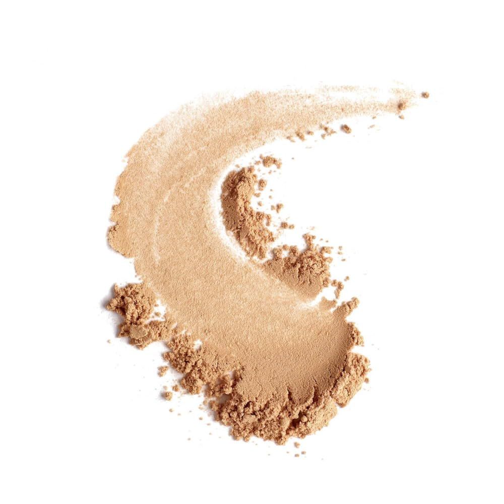 Heller Puder-Make-up-Abstrich. Textur in hellem Farbton. Auf weißem Hintergrund.