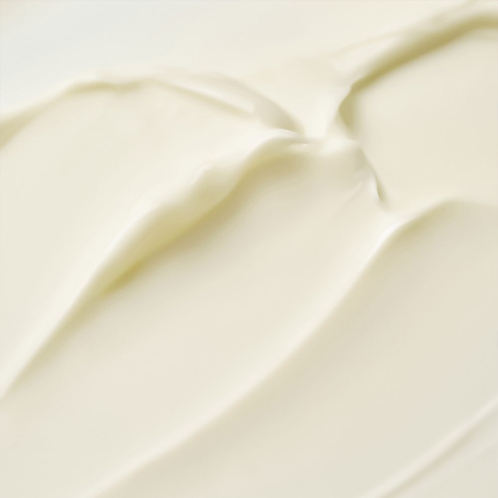 Cremige Textur des Purito Retinol Spot Cream.