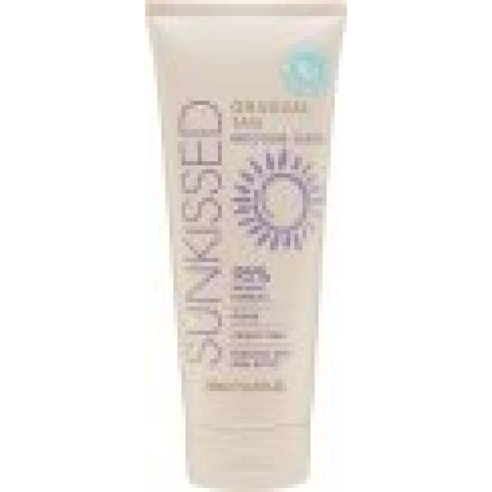 Beige Tube mit lila Aufdruck. Text: Sunkissed, Gradual Tan, Medium-Dark, 95% Natural Formula, Vegan, Cruelty Free, Shea Butter. Siegel.
