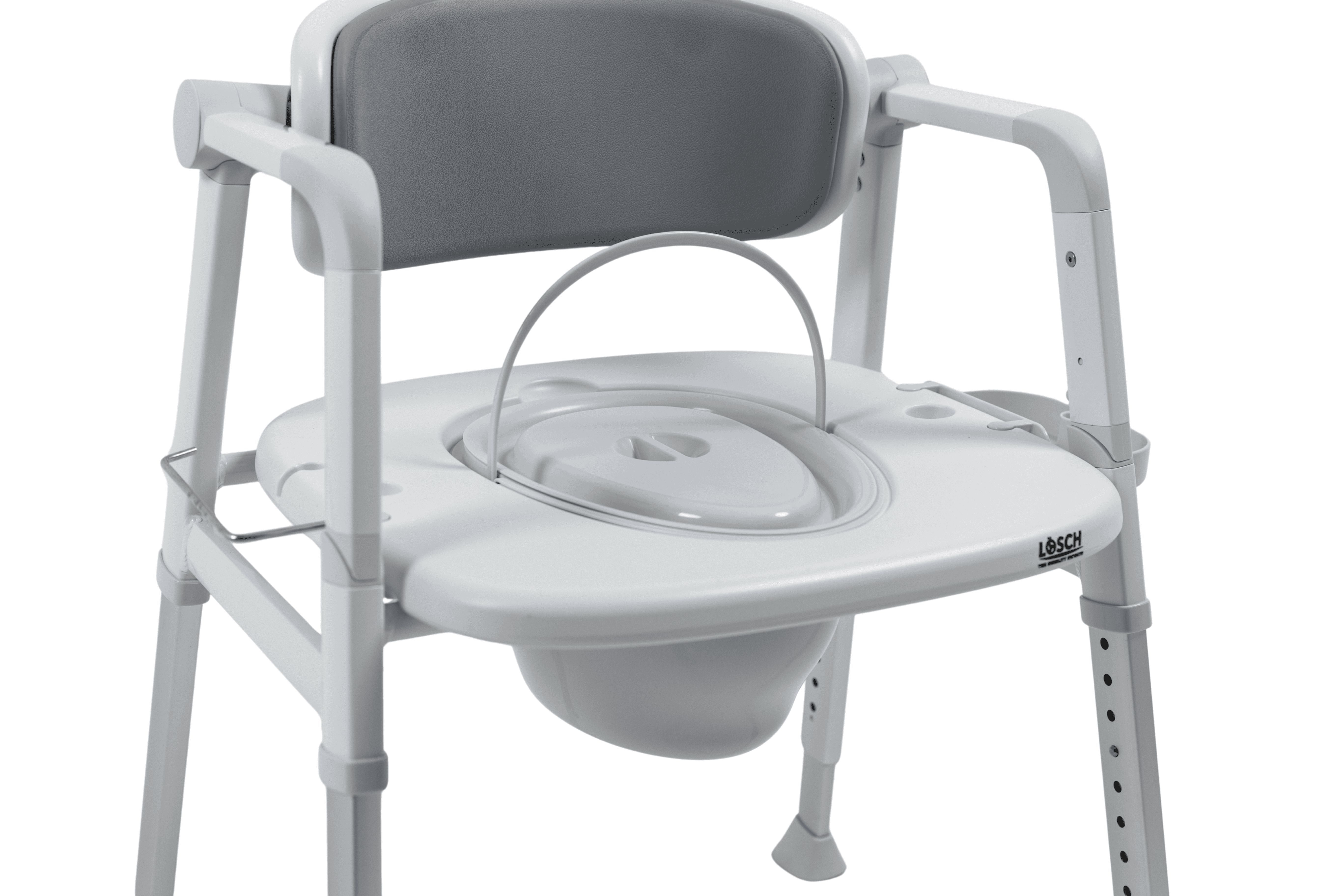 Toilettenstuhl mit weißem Sitz und grauem Rücken. Der Sitz hat eine Öffnung. Unter dem Sitz befindet sich ein Eimer.