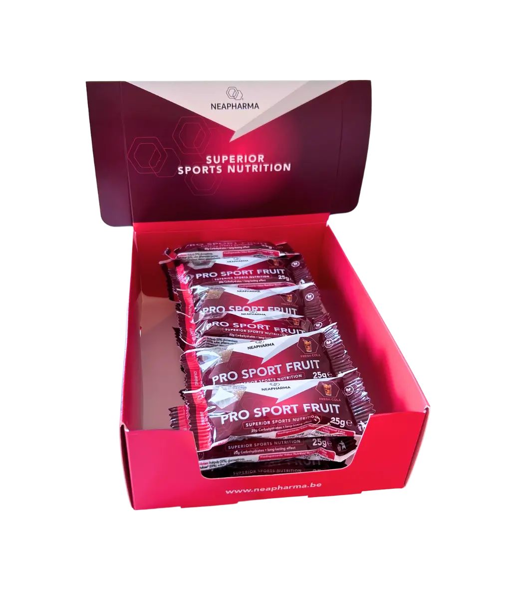Verkaufsbox mit 10 Neopharma Pro Sport Fruit Cola Riegeln.
