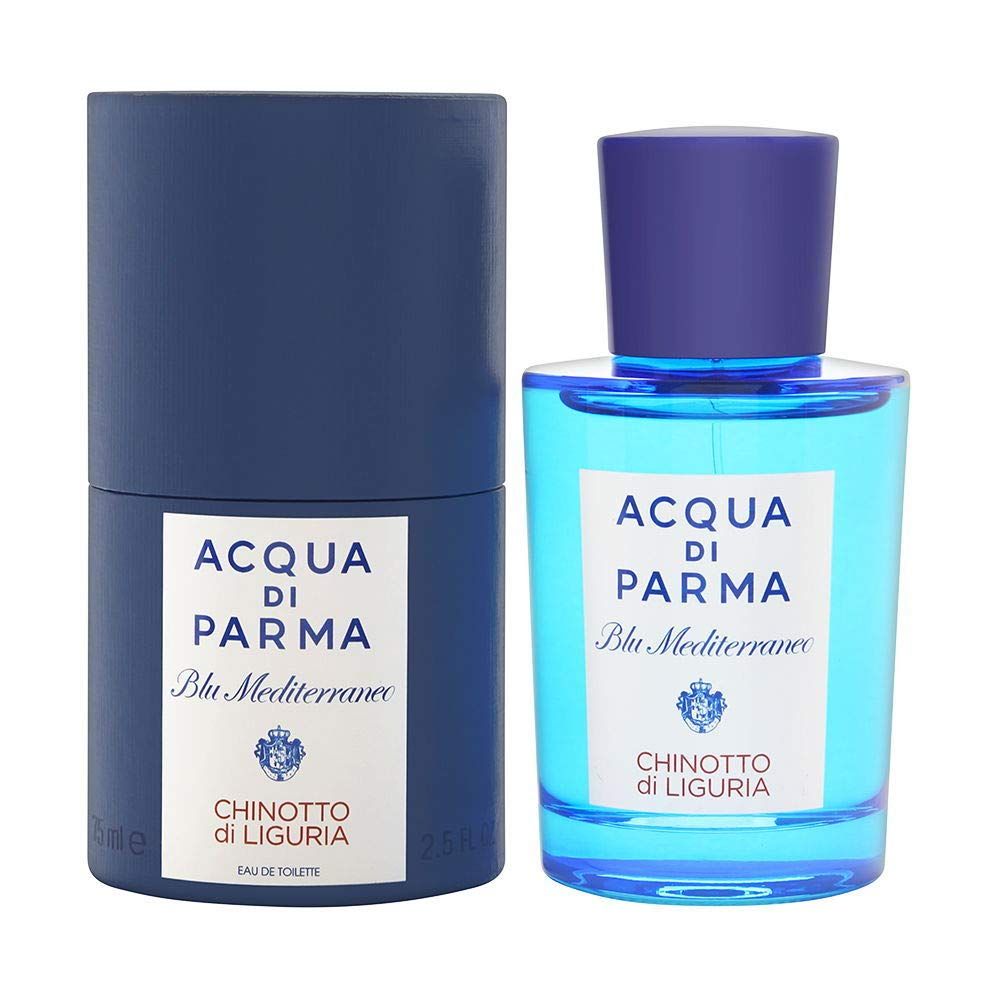 Blaues Parfümfläschchen mit blauem Deckel und zylindrischer Verpackung. Aufschrift: Acqua di Parma.