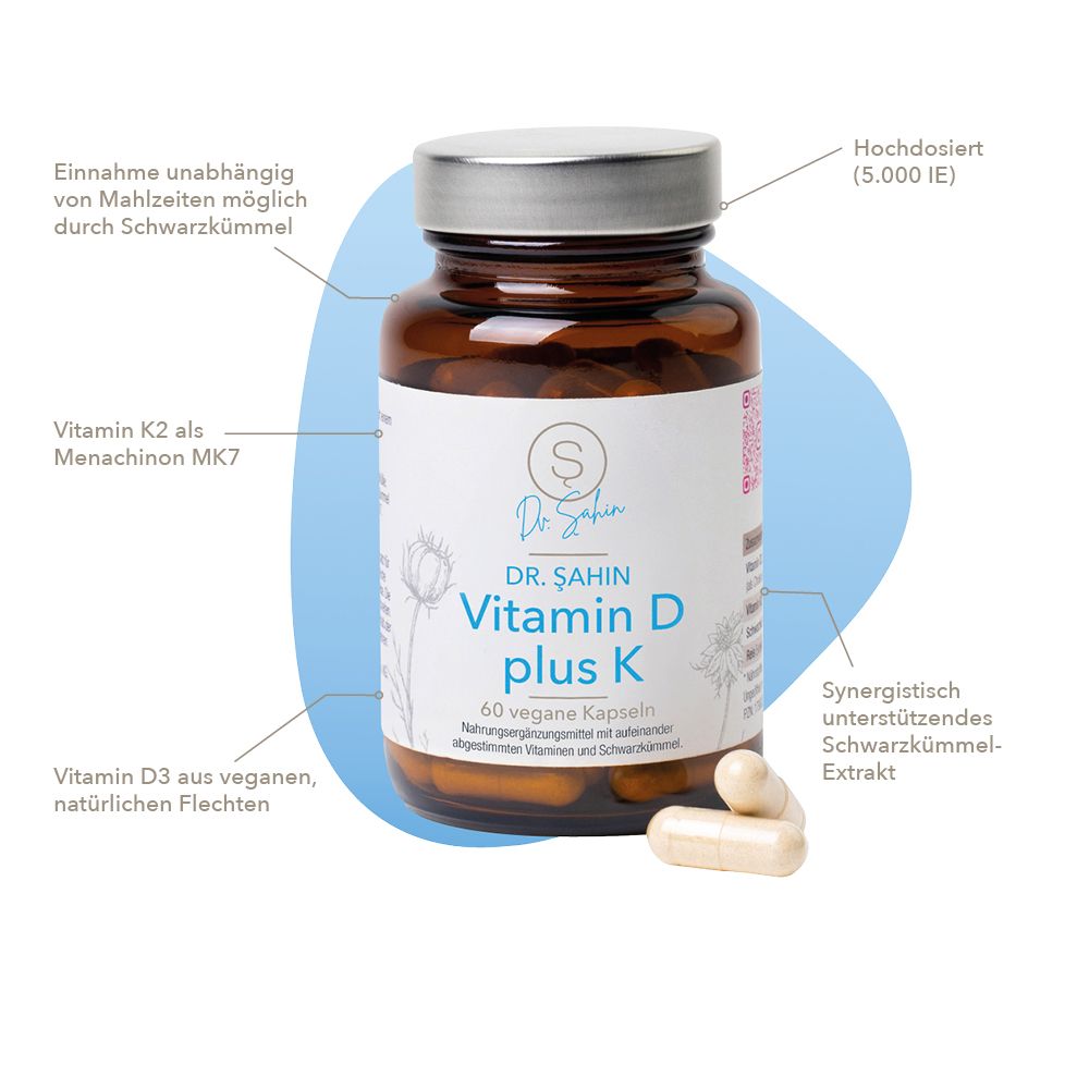 Braune Glasflasche mit Schraubverschluss und Etikett. Enthält Kapseln. Aufschrift: Dr. Şahin Vitamin D plus K.