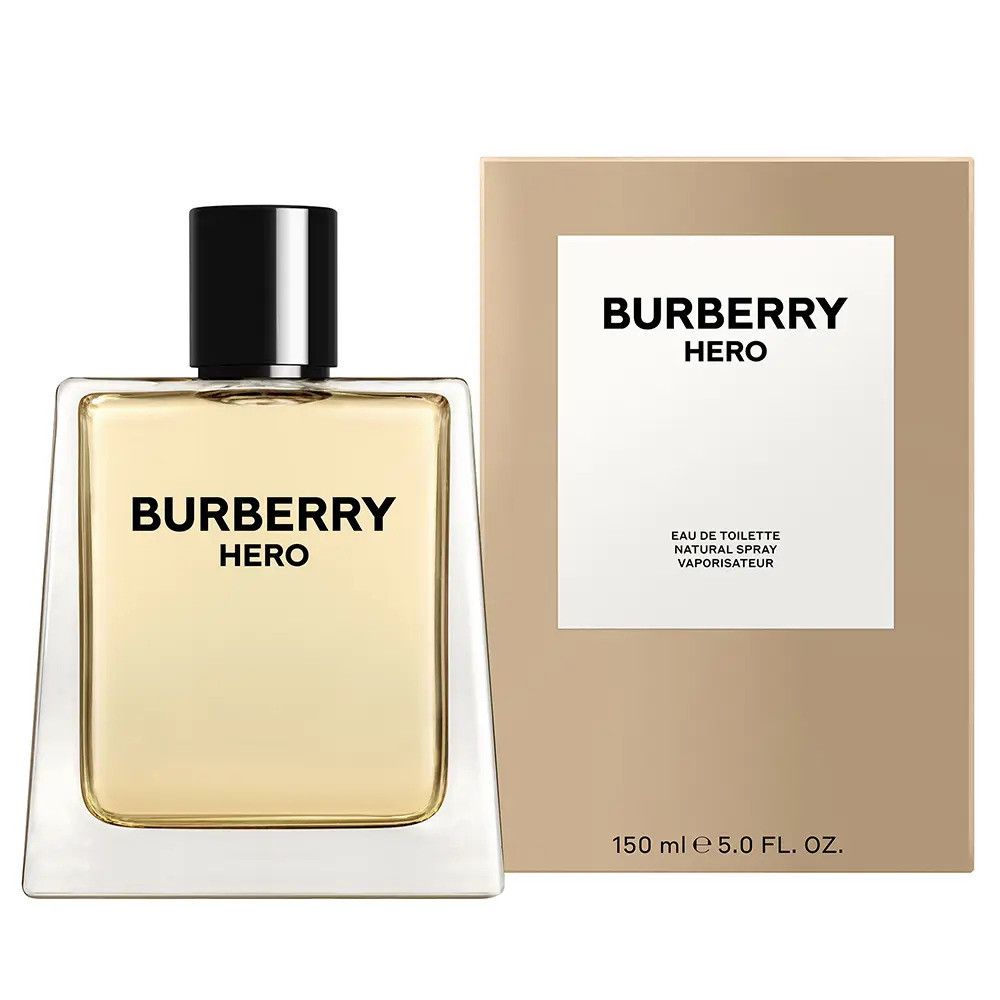 Burberry Hero Eau de Toilette. Rechteckiger Flakon mit schwarzem Verschluss und Karton. Aufschrift: Burberry Hero.