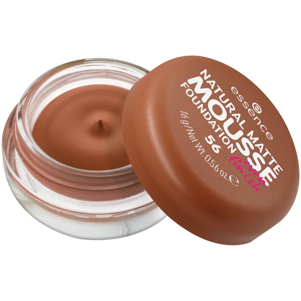 Essence Natural Matte Mousse Foundation. Braune Dose, Deckel daneben. Aufschrift: Natural Matte Mousse Foundation 56, 16 g/Net Wt. 0.56 oz.