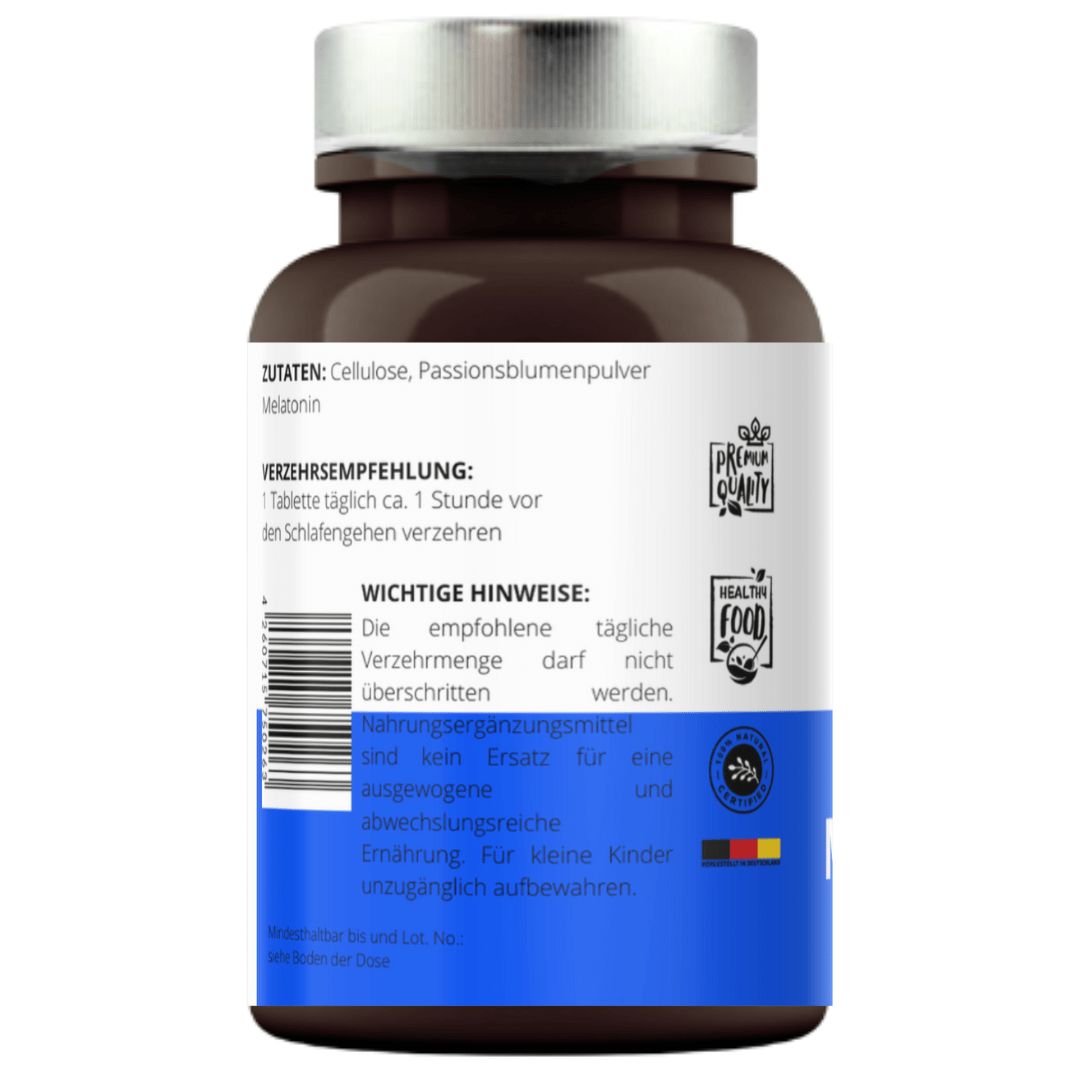 Braune Flasche mit weißem Etikett. Enthält Tabletten. Text: Zutaten, Verzehrempfehlung, wichtige Hinweise. Qualitäts- und Gesundheitszeichen.