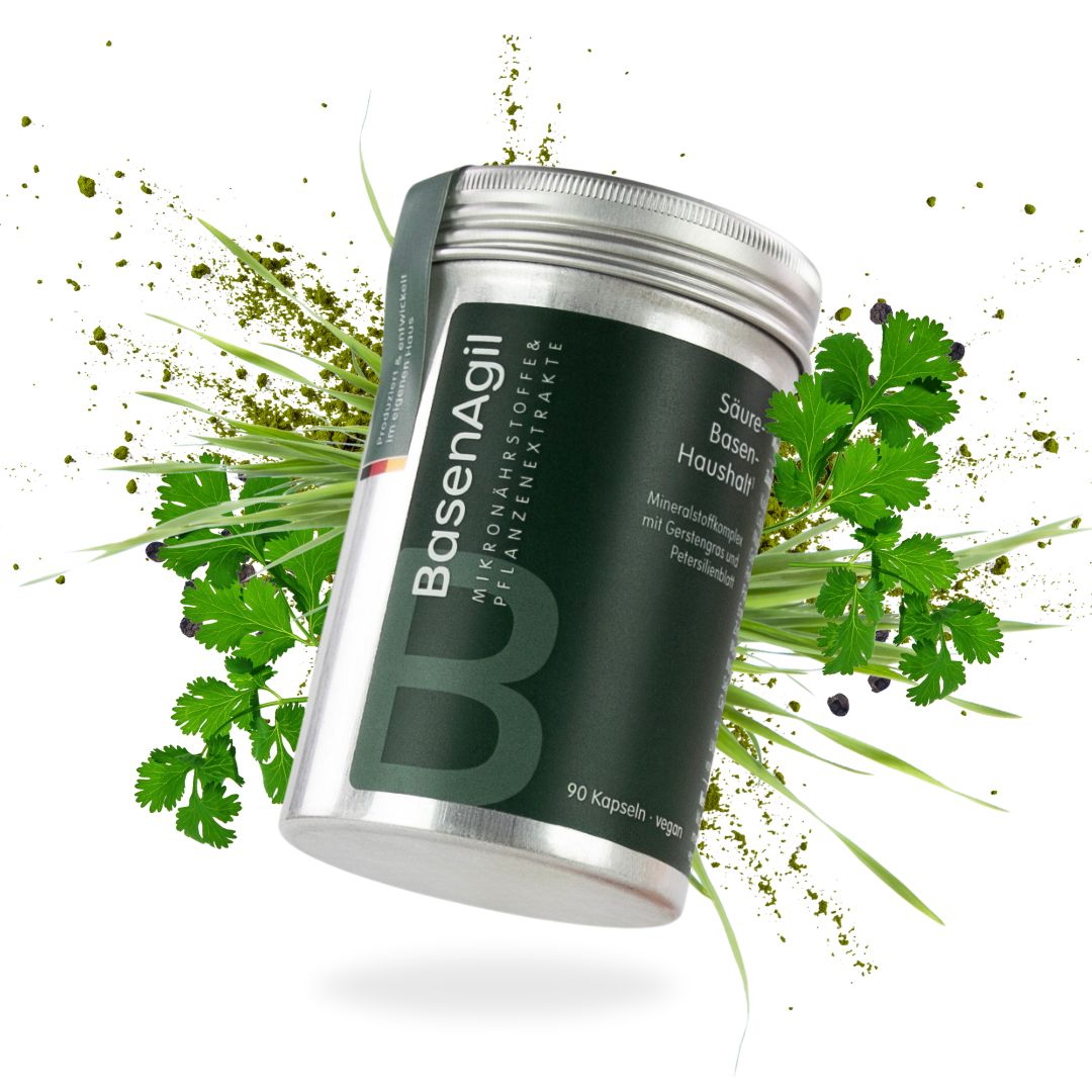 Silberne Dose mit grünem Etikett. Aufschrift BasenAgil. 90 Kapseln. Grünzeug drumherum.