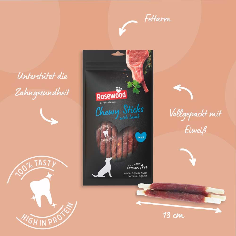 Verpackung Rosewood Chewy Sticks mit Lamm, mit Text und Pfeilen. Drei Sticks liegen daneben. Maße: 13 cm.