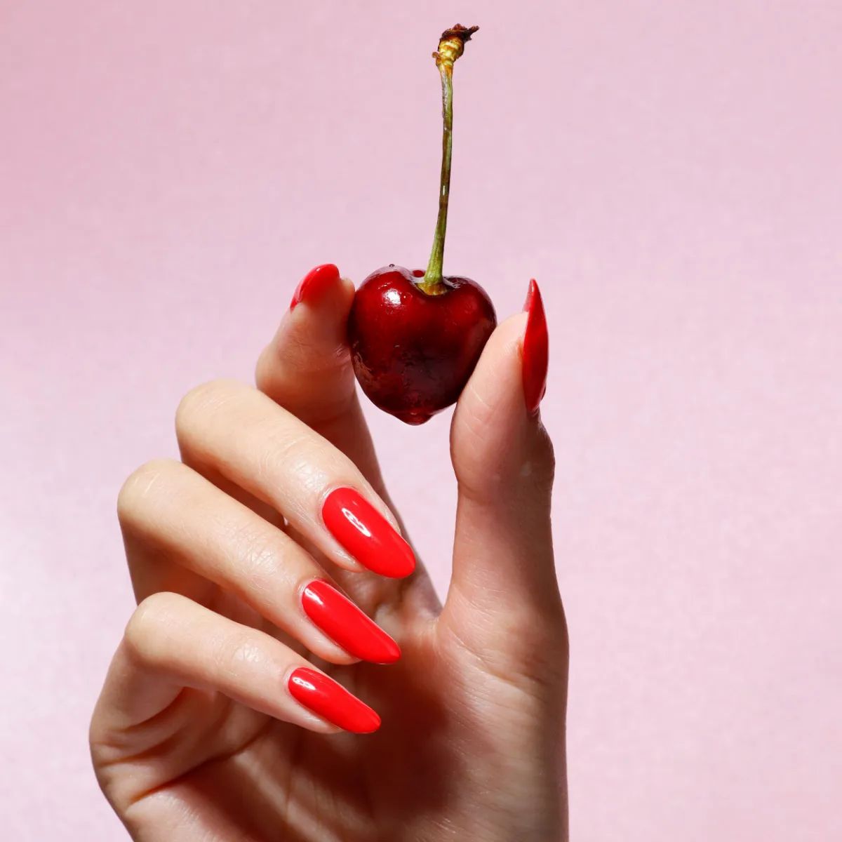LONDONTOWN gel color Maraschino Cherry Gel-Nagellack