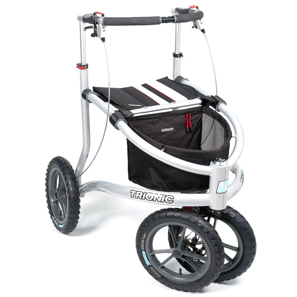 Rollator mit drei Rädern, silbernem Rahmen, schwarzem Sitz und Korb. Marke: Trionic.