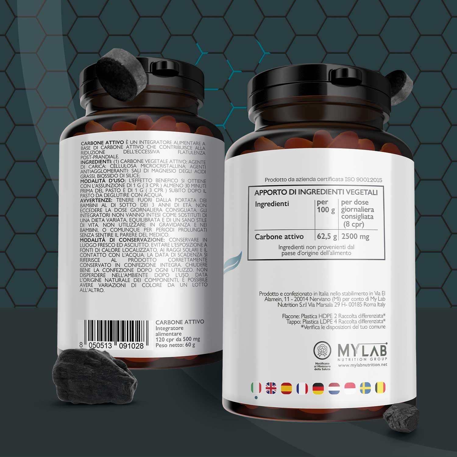 Retro della bottiglia Nutracle Carbone Attivo. Contiene informazioni sugli ingredienti, tra cui il 62,5% di carbone attivo. La bottiglia contiene 120 compresse. Ci sono anche informazioni sulla produzione e le informazioni nutrizionali per porzione.