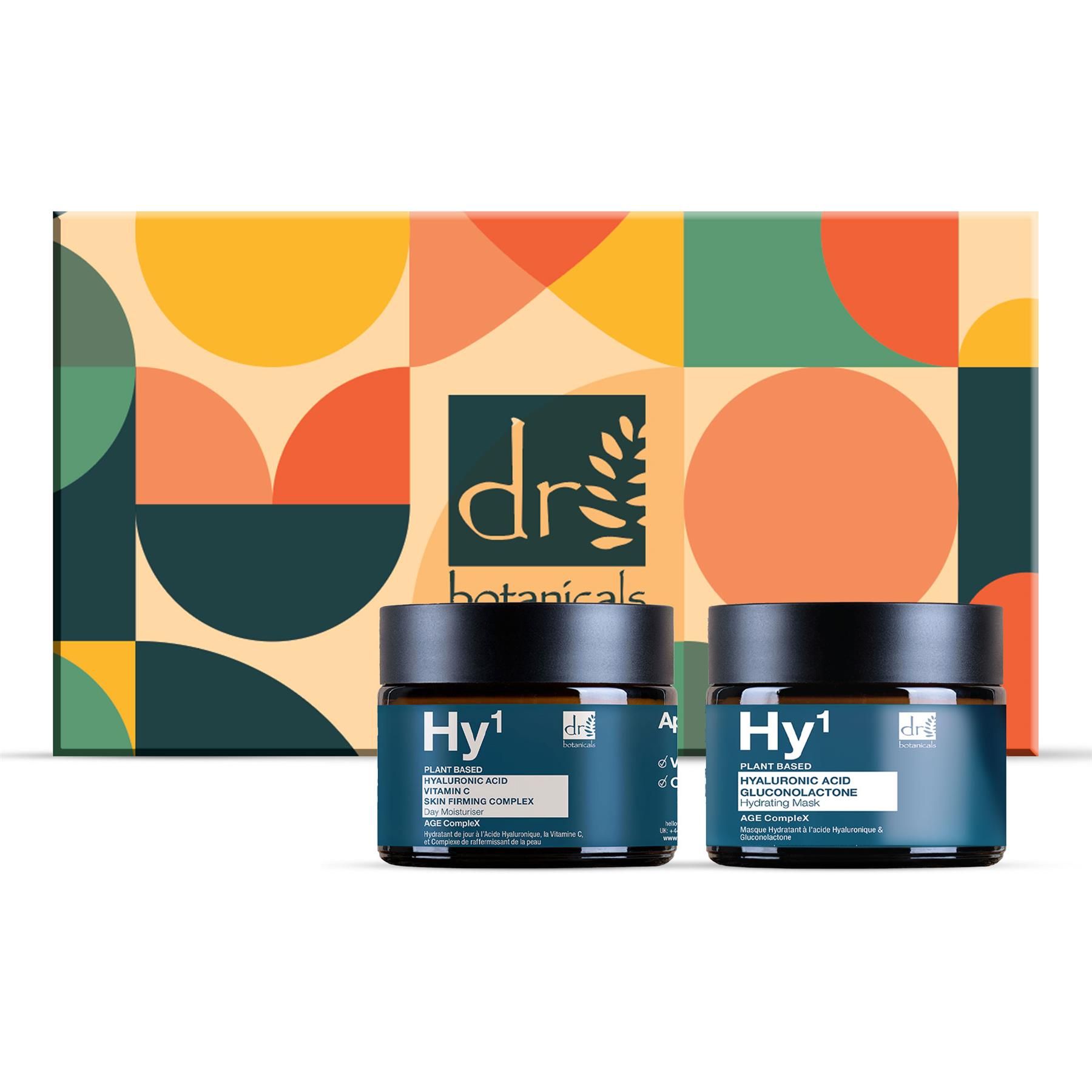 Dr. Botanicals Hy1 Set: Zwei Tiegel Hyaluronsäure-Pflege und eine bunte Geschenkbox.
