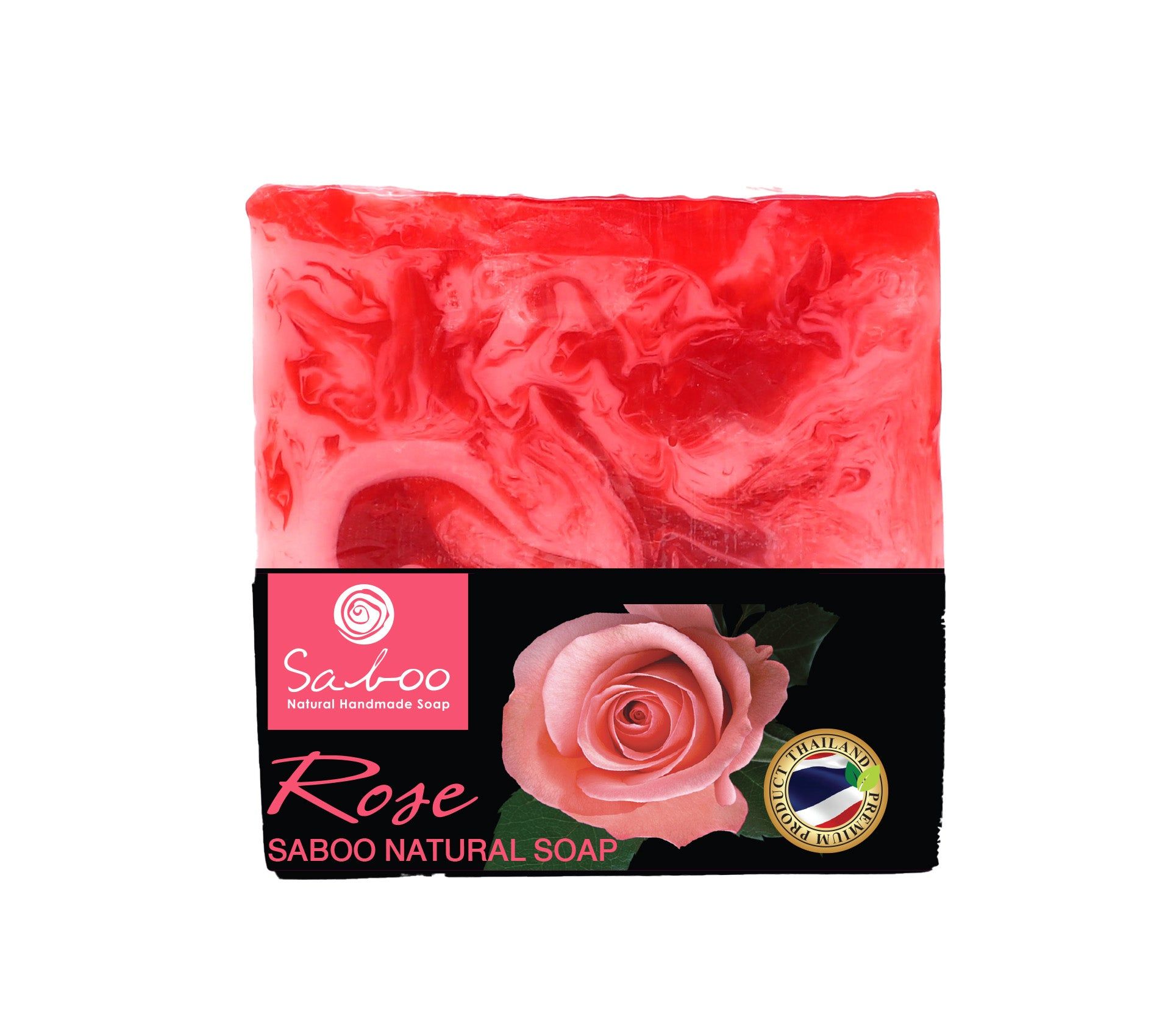 Saboo Naturseife MP – Rose. Rote Seife mit Rosenmotiv auf schwarzem Hintergrund. Marke und Produktname sichtbar.