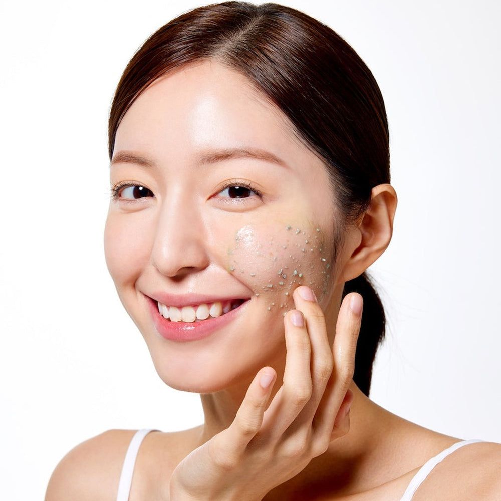 CENTELLIAN24 Madeca Matcha Toning Peeling Gel – Peeling-Gel mit Grüntee und Aktivkohle