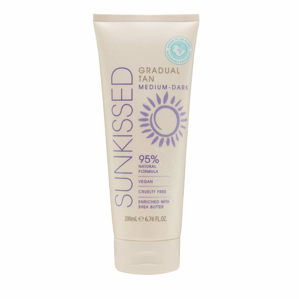 Beige Tube mit lila Aufdruck. Text: Sunkissed, Gradual Tan, Medium-Dark, 95% Natural Formula, Vegan, Cruelty Free, Shea Butter. Siegel.