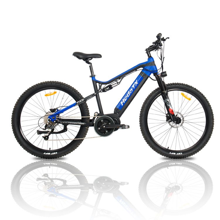 E-Mountainbike HedaTX TX11, schwarz-blau. Zentralmotor, 48V 15Ah Akku. Seitenansicht, auf weißem Hintergrund.